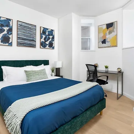 Hidden Gem - 3 Bedroom Steps To Little Italy And Uoft